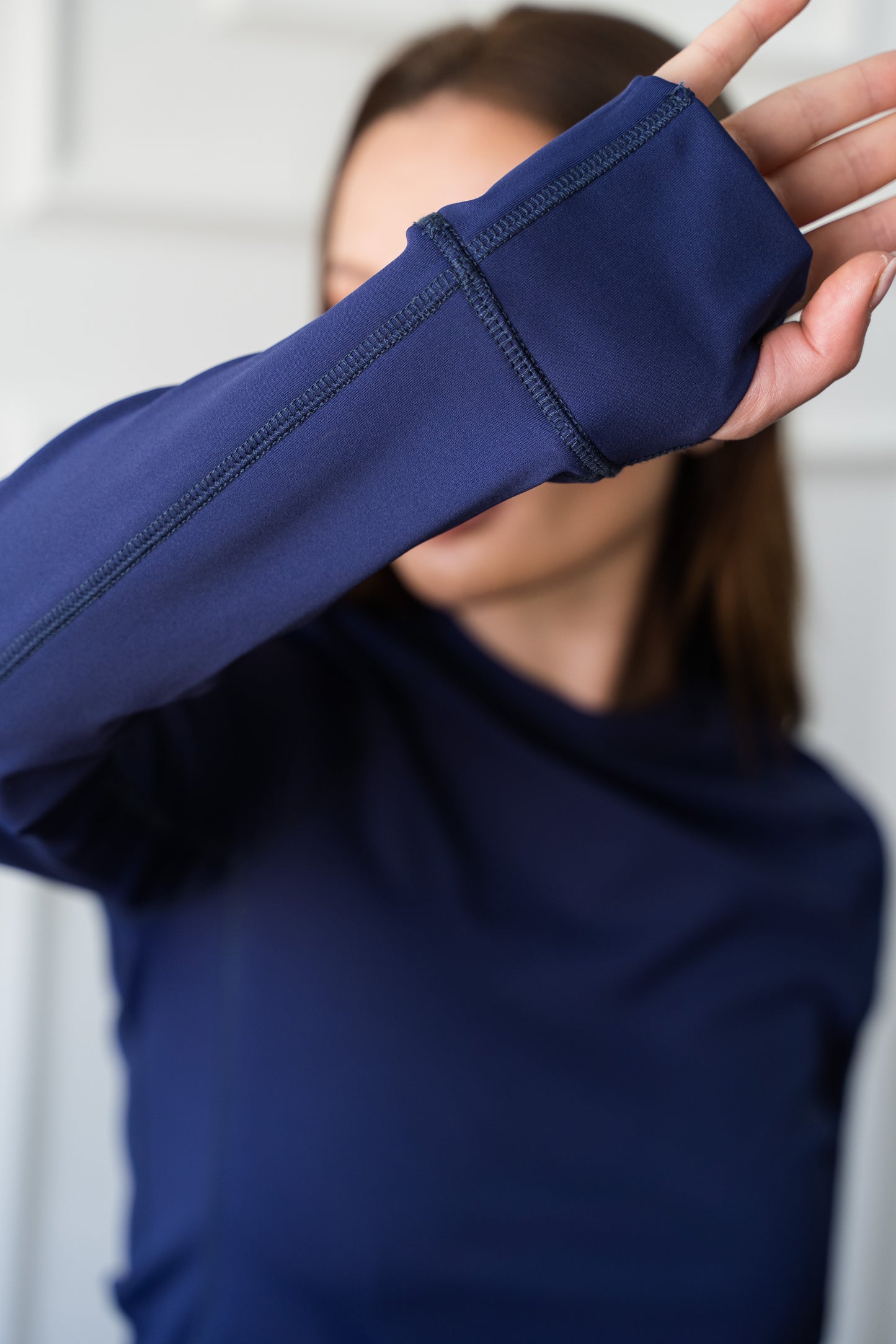 Sporty Thumbhole Top In Navy