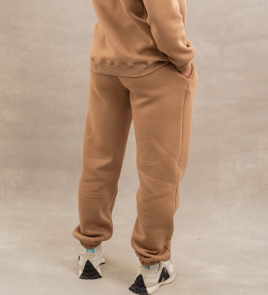 Men Basic Fleece Sweatpants In Light Brown