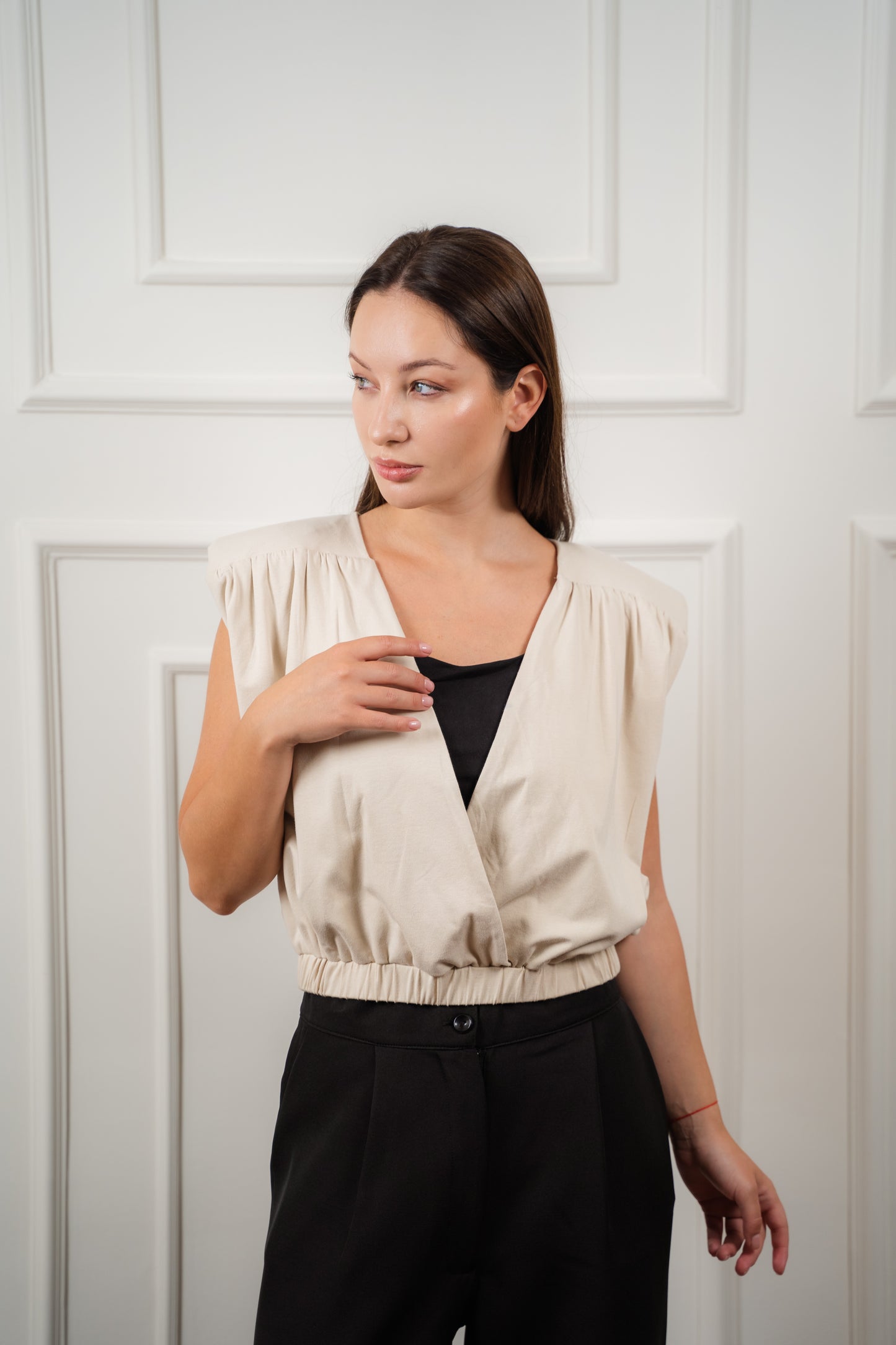 The V Neck Top / Beige