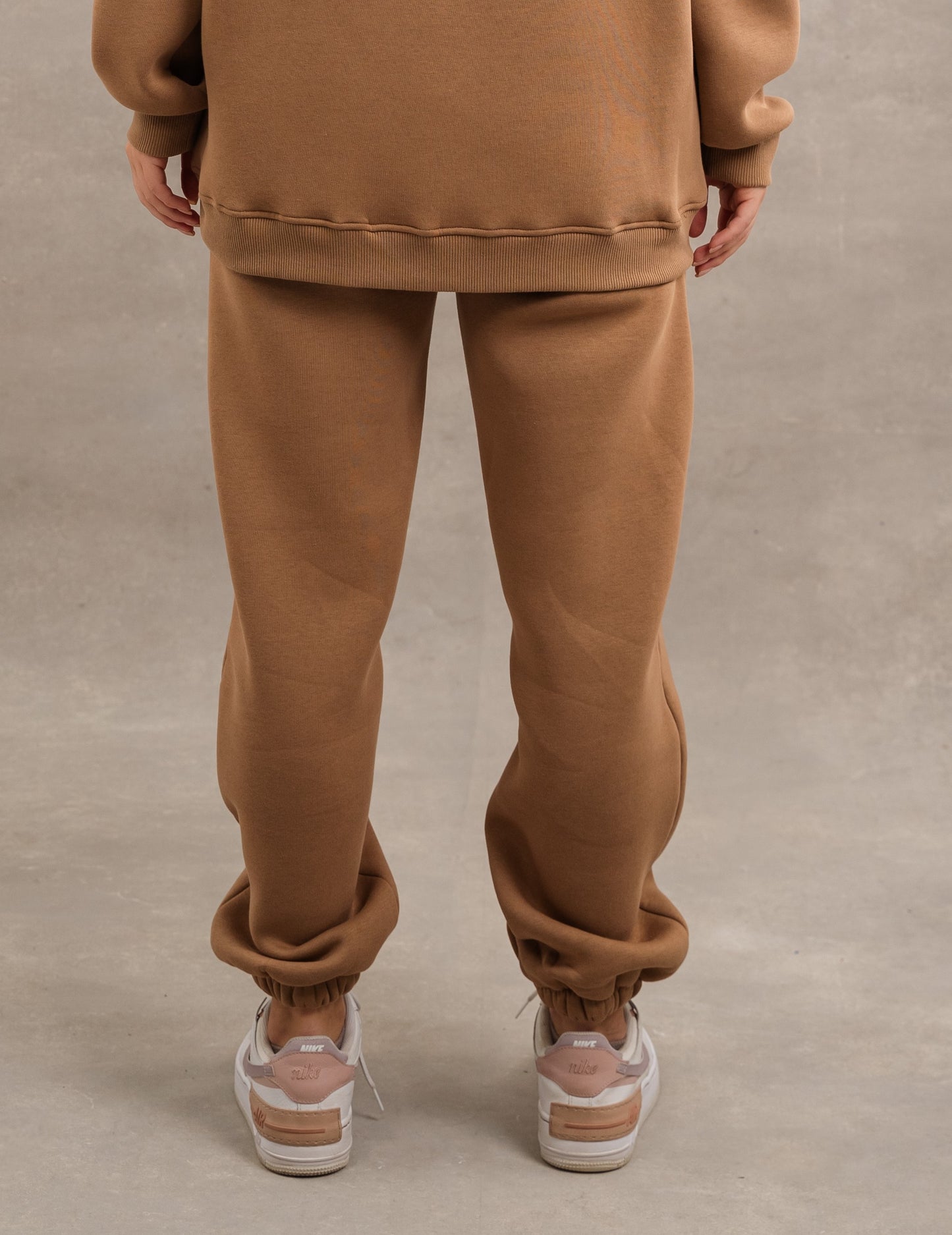 Basic Fleece Sweatpants In Light Brown