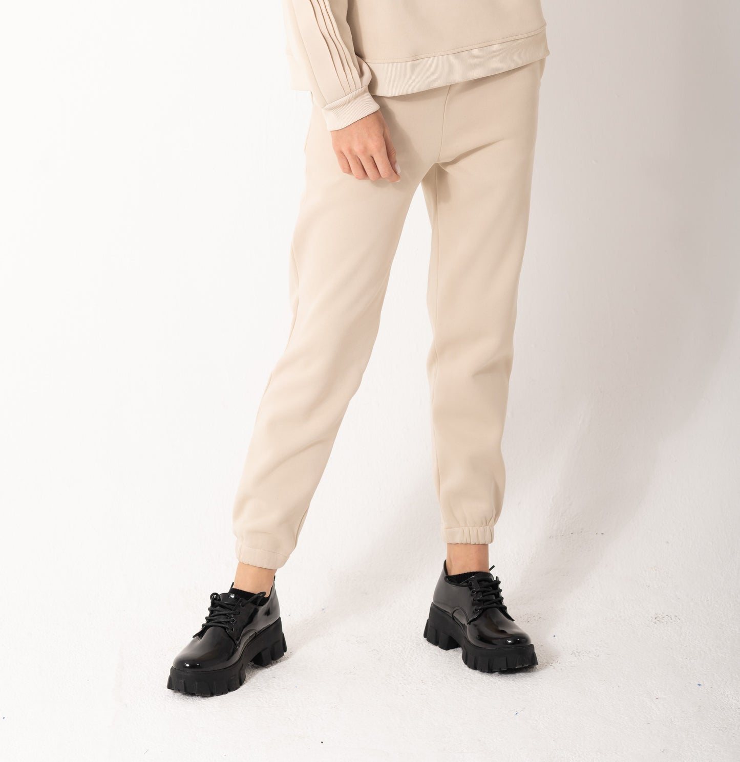 Elastic Sweatpants In Beige