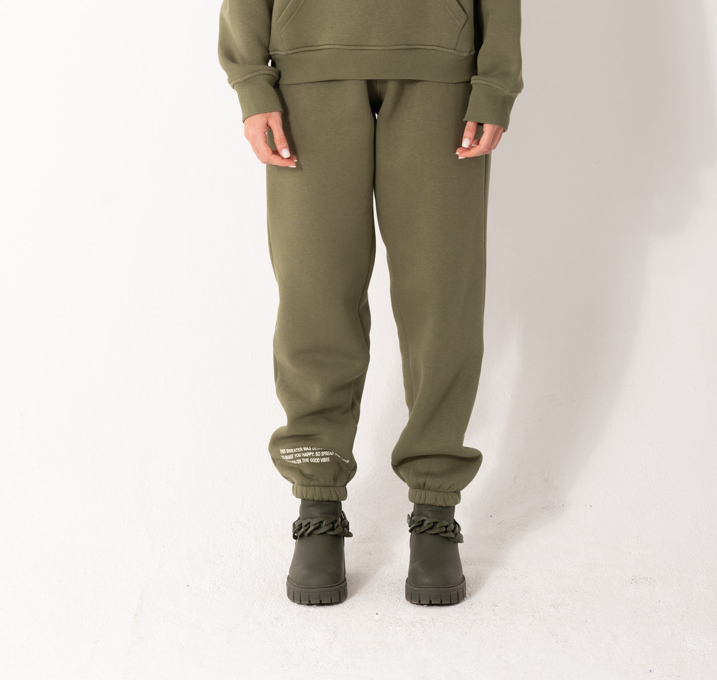 Basic Fleece Sweatpants In Olive