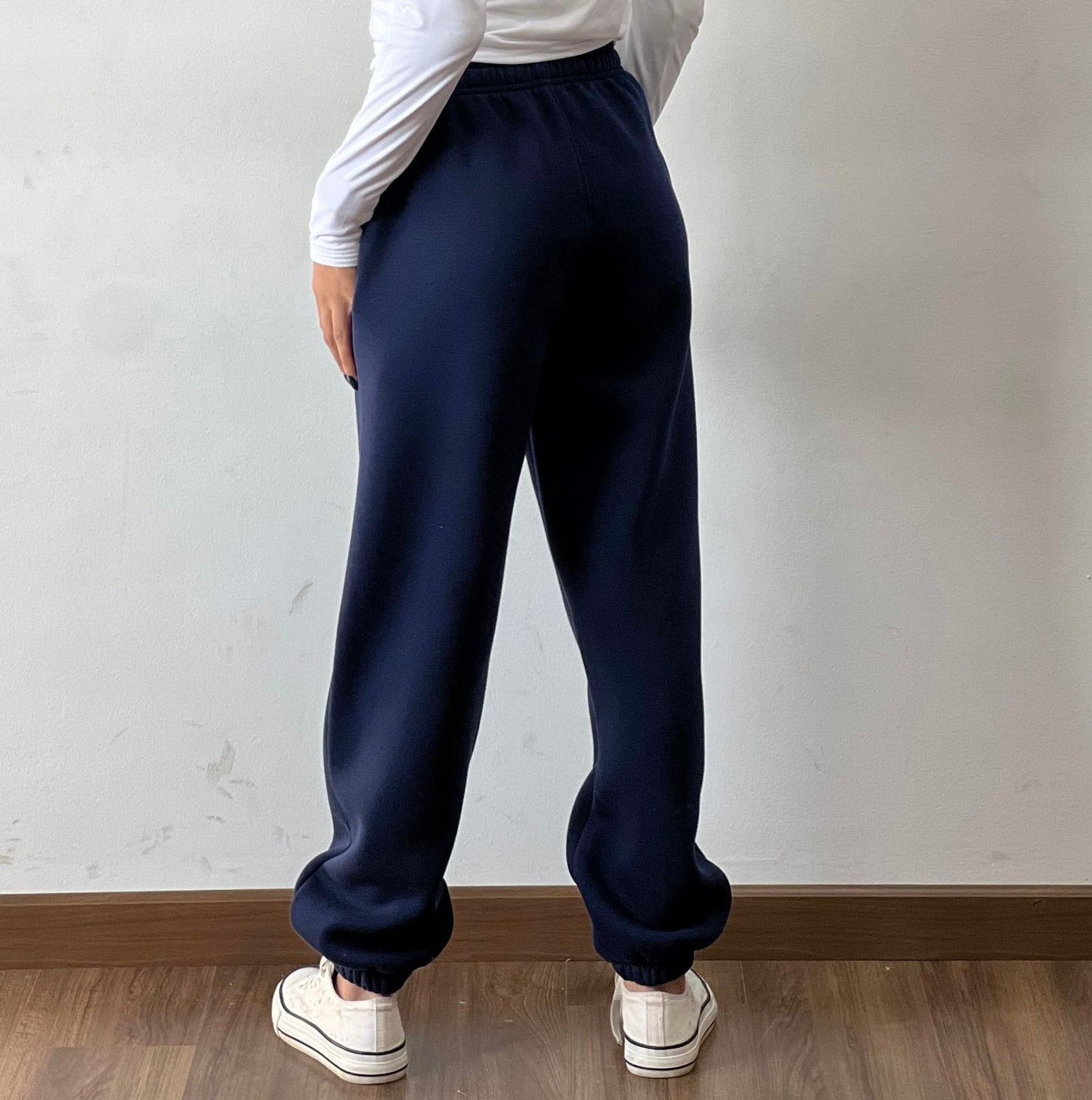 Solid Elastic Waist Joggers In Navy