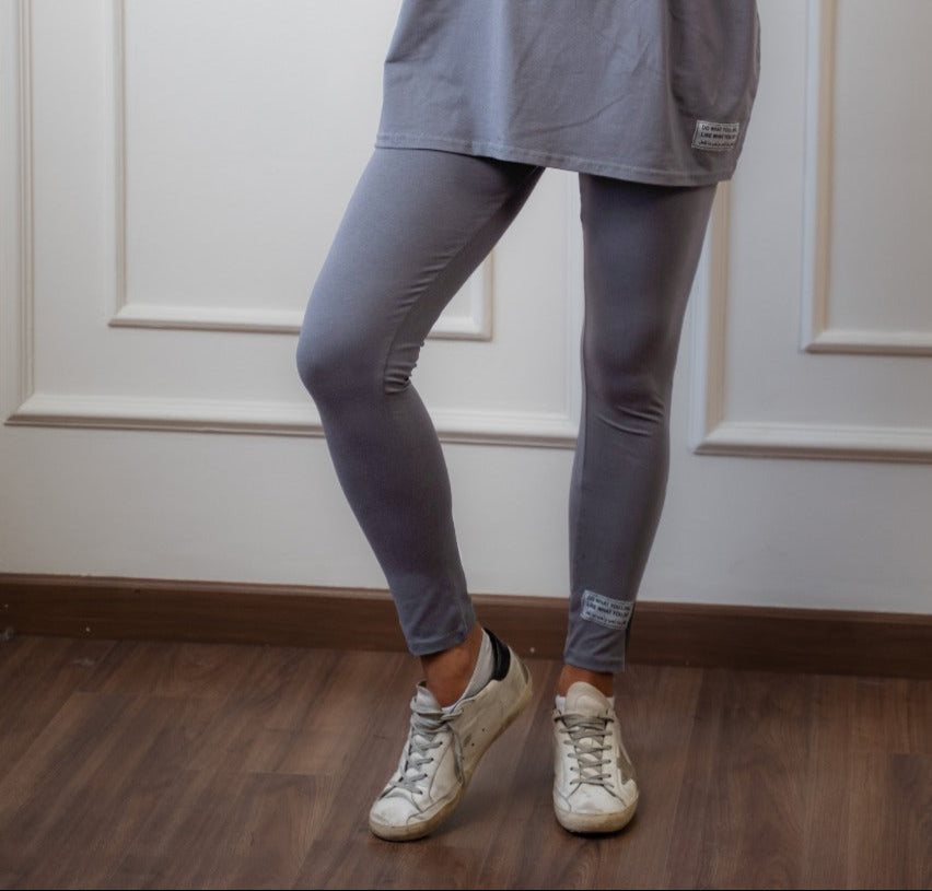 Active Legging In Light Grey