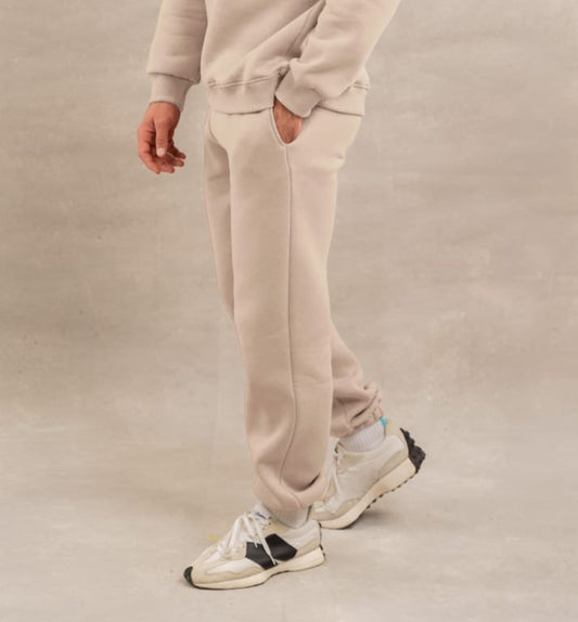 Men Basic Fleece Sweatpants In Beige